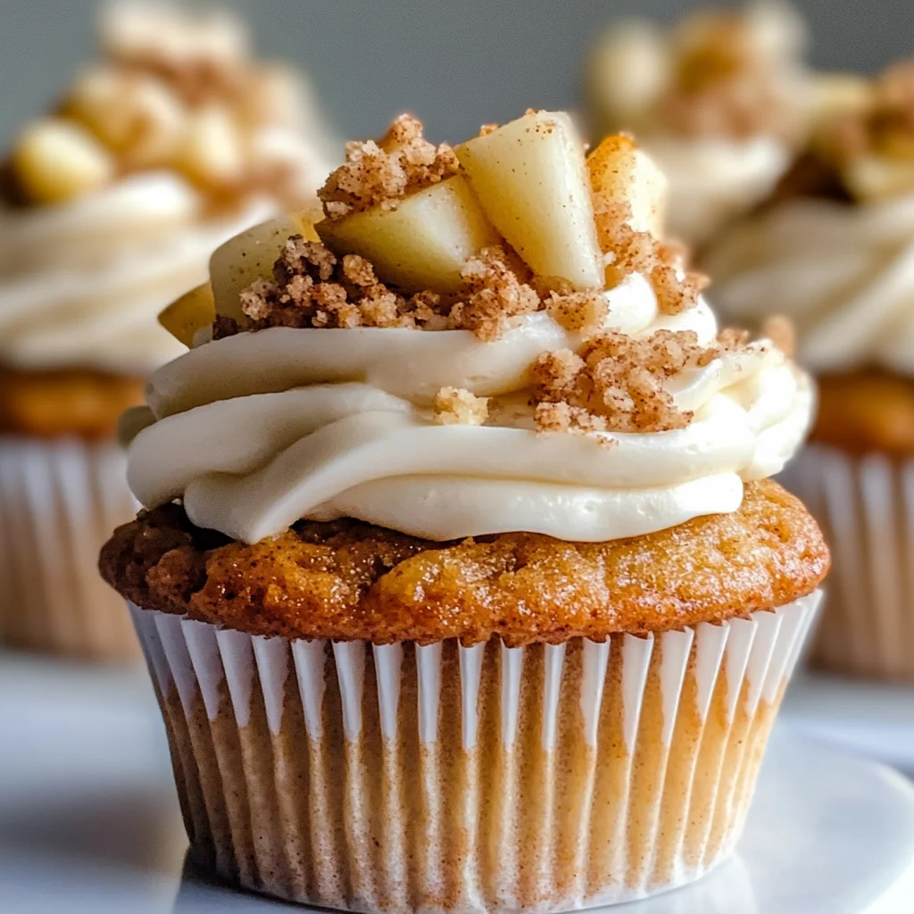 Apple Crisp Cupcakes